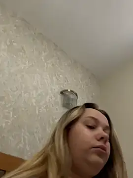 Snapshot of OliviaJadeXx chatting on 19, 5, 2026 OliviaJadeXx online show from 19, 5, 2026