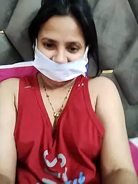 Snapshot of filmycoupleash1 chatting on 19, 4, 2026 filmycoupleash1 online show from 19, 4, 2026