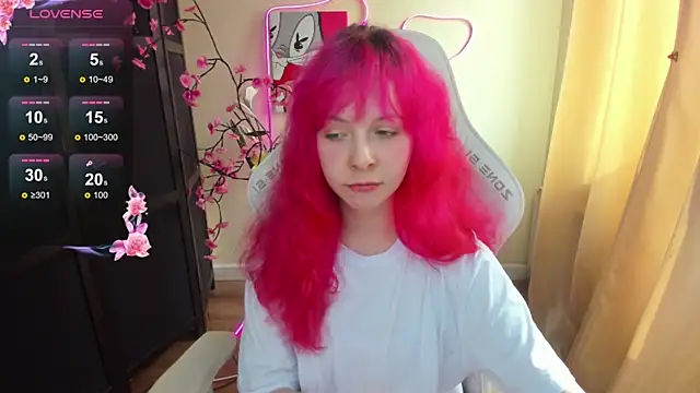 Snapshot of InfernoKitten chatting on 21, 4, 2026 InfernoKitten online show from 21, 4, 2026