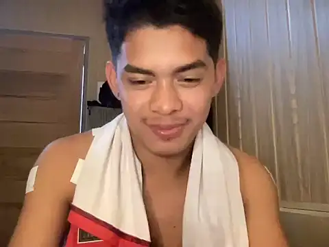 yourhotasian jhonpol16 online show from 7, 7, 2026