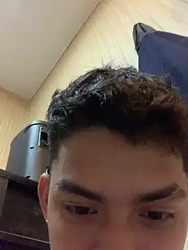 yourhotasian jhonpol16 online show from 16, 7, 2026