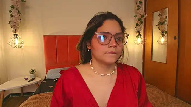 Snapshot of Shadya_ chatting on 15, 5, 2026 Shadya online show from 15, 5, 2026