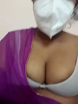 Snapshot of baby_queen886 chatting on 14, 4, 2026 baby queen886 online show from 14, 4, 2026