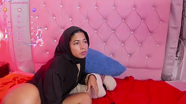 NadiaKarim  online show from 18, 4, 2026