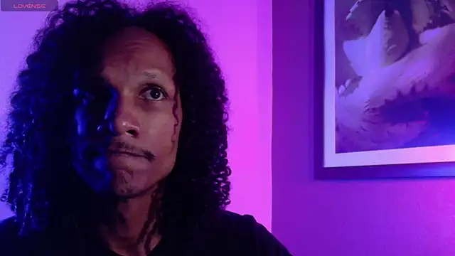 Snapshot of Uniballboy chatting on 13, 4, 2026 Uniballboy online show from 13, 4, 2026