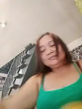 jeanyummytits online show from 12, 6, 2026