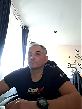 Snapshot of Piotr481 chatting on 17, 4, 2026 Piotr481 online show from 17, 4, 2026