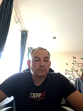 Snapshot of Piotr481 chatting on 18, 4, 2026 Piotr481 online show from 18, 4, 2026