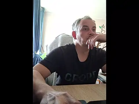 Snapshot of Piotr481 chatting on 14, 5, 2026 Piotr481 online show from 14, 5, 2026