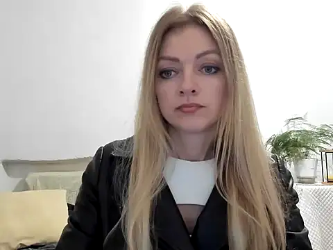 Snapshot of Severina7 chatting on 5, 5, 2026 Severina7 online show from 5, 5, 2026