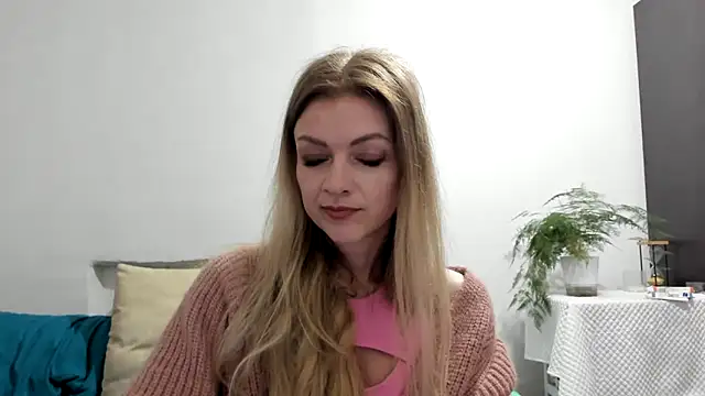 Snapshot of Severina7 chatting on 16, 6, 2026 Severina7 online show from 16, 6, 2026