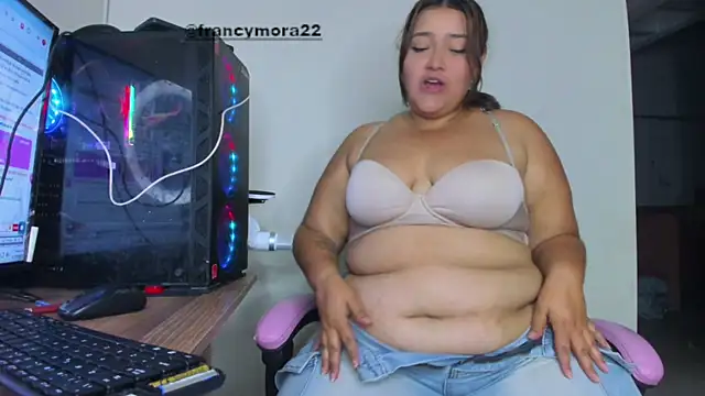 cellycanela  online show from 12, 6, 2026
