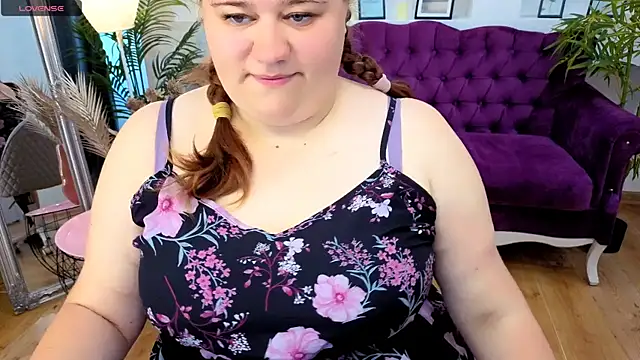 Snapshot of Bella_Blvck chatting on 15, 5, 2026 Bella Blvck online show from 15, 5, 2026