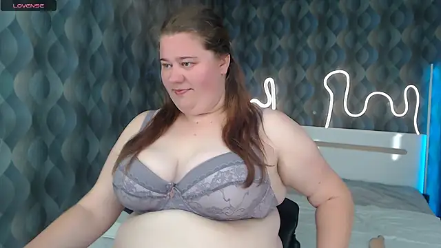 Snapshot of Bella_Blvck chatting on 25, 5, 2026 Bella Blvck online show from 25, 5, 2026