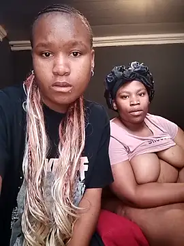 Snapshot of Diva-girl1 chatting on 21, 6, 2026 Diva-girl1 online show from 21, 6, 2026