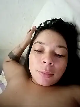 lunaandrr online show from 13, 4, 2026