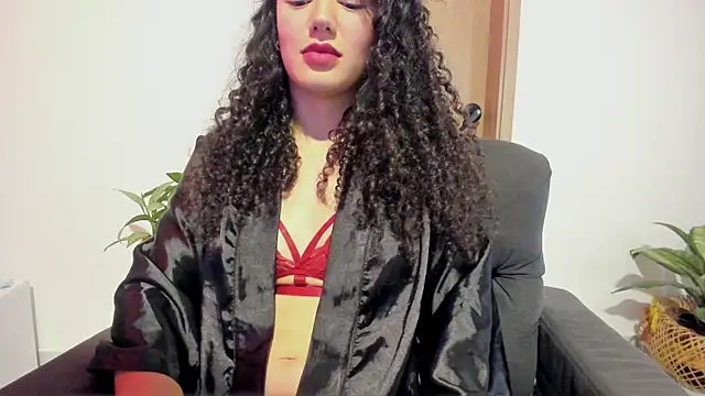 MiaRouseex online show from 7, 5, 2026