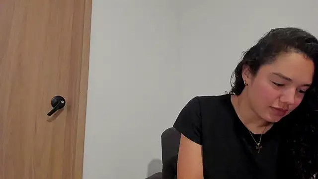 MiaRouseex online show from 27, 5, 2026