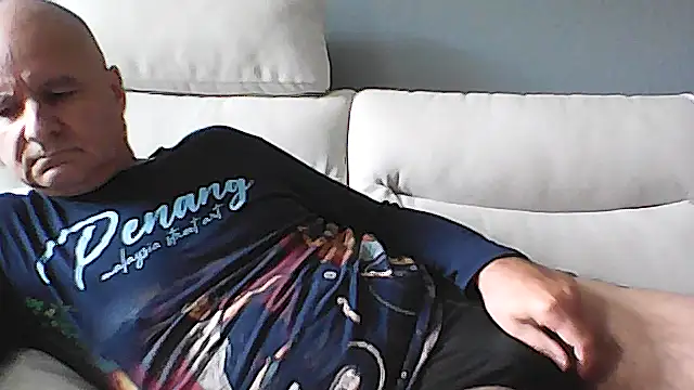 Snapshot of mannohmann5 chatting on 21, 7, 2026 mannohmann5 online show from 21, 7, 2026