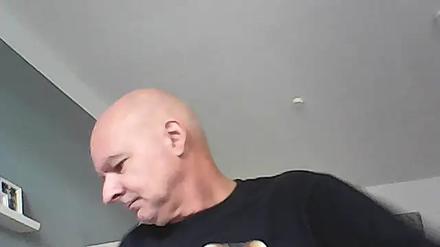 Snapshot of mannohmann5 chatting on 24, 7, 2026 mannohmann5 online show from 24, 7, 2026
