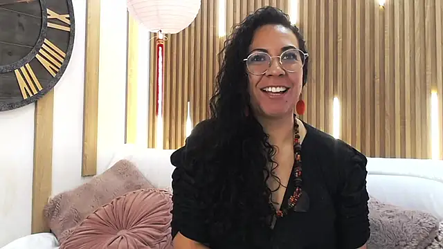 Snapshot of Velvet_Curly chatting on 22, 6, 2026 Velvet Curly online show from 22, 6, 2026