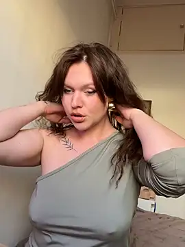 SweetLikaaa online show from 23, 4, 2026