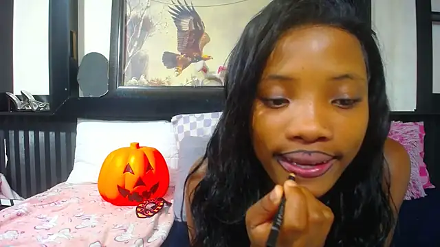 Snapshot of YoungBarbiexx chatting on 19, 5, 2026 YoungBarbiexx online show from 19, 5, 2026