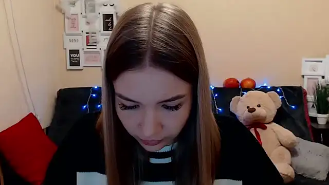 Snapshot of KaiTrum chatting on 24, 4, 2026 KaiTrum online show from 24, 4, 2026