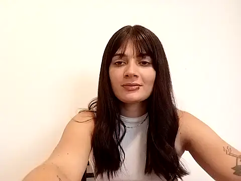 Sassygyrl online show from 5, 5, 2026