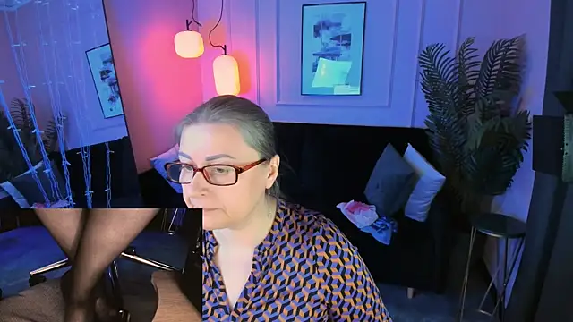Alexandra Kind online show from 28, 4, 2026