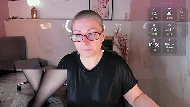 Alexandra Kind online show from 2, 5, 2026
