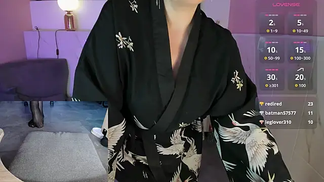 Alexandra Kind online show from 9, 5, 2026