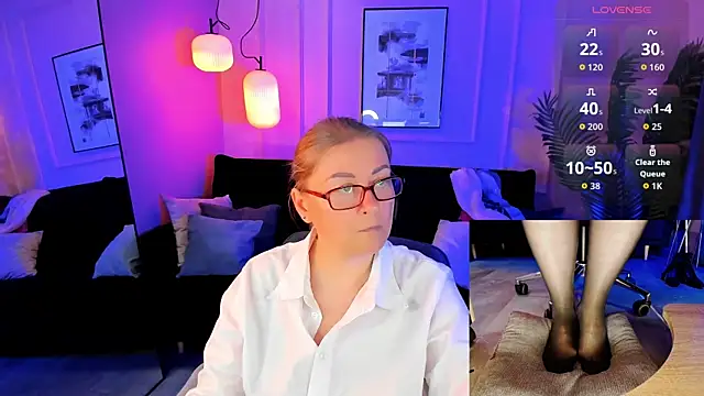 Snapshot of Alexandra_Kind chatting on 20, 6, 2026 Alexandra Kind online show from 20, 6, 2026