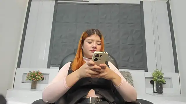 sophia blade  online show from 3, 5, 2026