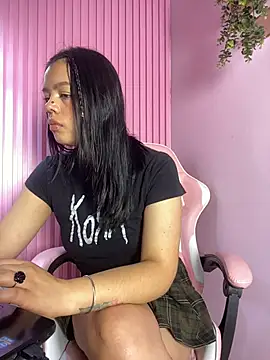 DammCherry online show from 17, 4, 2026