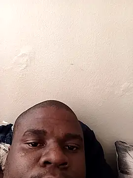 Snapshot of FineCouple51 chatting on 28, 5, 2026 FineCouple51 online show from 28, 5, 2026