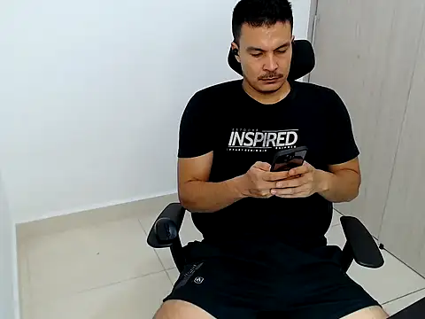 Snapshot of Galindo_30 chatting on 16, 4, 2026 Galindo 30 online show from 16, 4, 2026