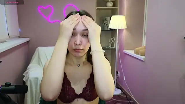 belladvllam online show from 17, 4, 2026