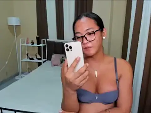 Jannahsofuck online show from 28, 4, 2026
