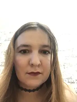 Chill Babe online show from 17, 4, 2026