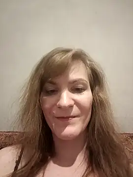 Snapshot of AnnieNet chatting on 22, 4, 2026 AnnieNet online show from 22, 4, 2026