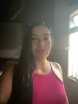 Snapshot of novinhahot18 chatting on 15, 4, 2026 novinhahot18 online show from 15, 4, 2026