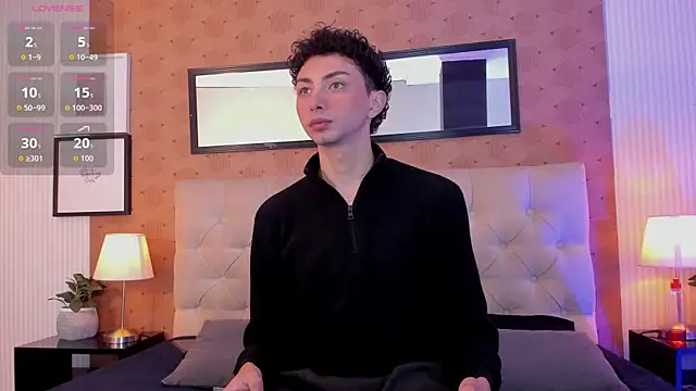 Snapshot of harry_salvatore chatting on 13, 5, 2026 harry salvatore online show from 13, 5, 2026