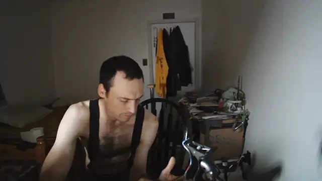 JohnnyMoves online show from 6, 8, 2026