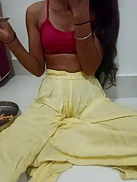 Riya rani7 online show from 20, 4, 2026