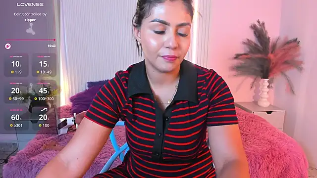 LucyWild8 online show from 11, 7, 2026