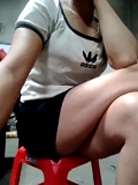 Snapshot of Zara-Lina chatting on 20, 6, 2026 Zara-Lina online show from 20, 6, 2026