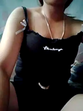 Snapshot of Zara-Lina chatting on 5, 7, 2026 Zara-Lina online show from 5, 7, 2026