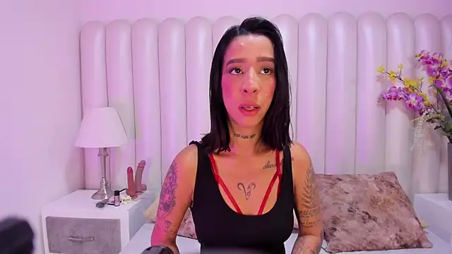 IsabellaPhil online show from 3, 5, 2026