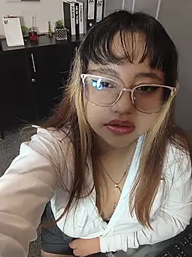 BelleVivianne online show from 26, 5, 2026